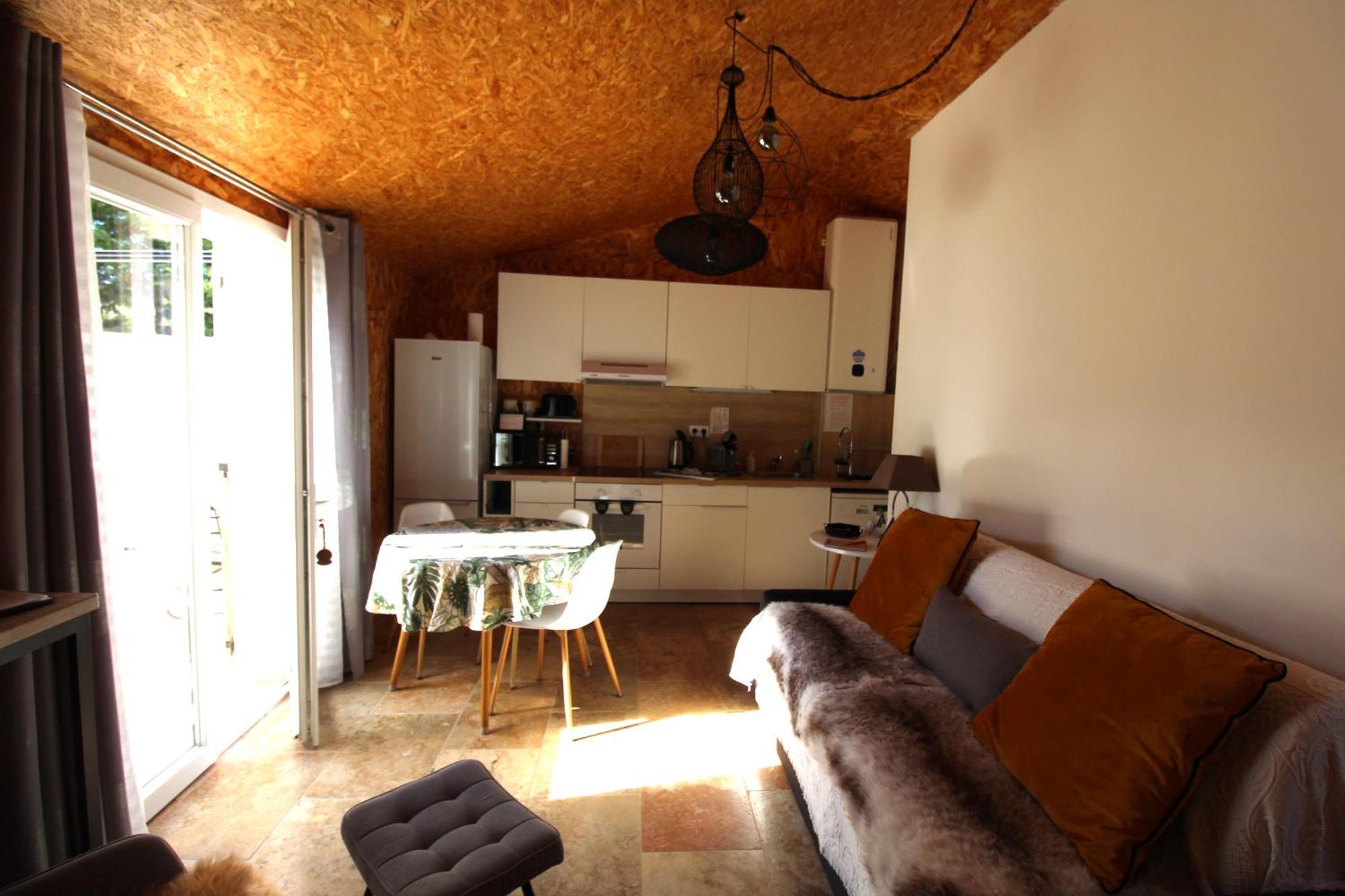 Les Bastidons De L'Isle - Le Saumane - 3 Etoiles Apartment Luaran gambar